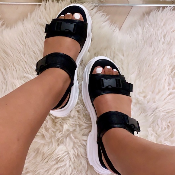 “Sporty” Buckle Platform Sandals - Black - Picture 8 of 8